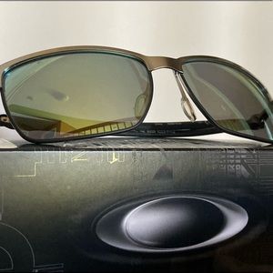 Oakley Sunglasses Tinfoil® Carbon